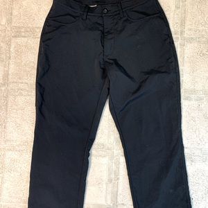 Women/men’s golf pants. Black light weight